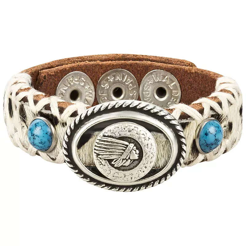 Produktfoto eines Armbandes aus Leder mit indianischen Verzierungen